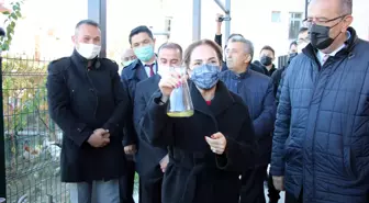 Uşak'ta kadın istihdamı için açılan tesiste ilk yağ sıkıldı