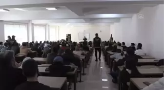 Üniversite öğrencilerine 'Narkorehber Gençlik' semineri verildi