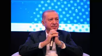 Cumhurbaşkanı Recep Tayyip Erdoğan Truva Müzesi'nde Ezineli Yahya Çavuş Belgeseli Galası'nda gençler ile buluştu