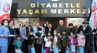 Uşak Belediyesi Diyabetle Yaşam Merkezi açıldı