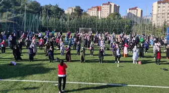 Gebzeli kadınlar açık havada spor yaptı