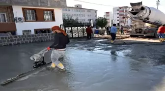 SİVEREK'TE BETON YOL VE KİLİTLİ PARKE TAŞI ÇALIŞMALARI DEVAM EDİYOR