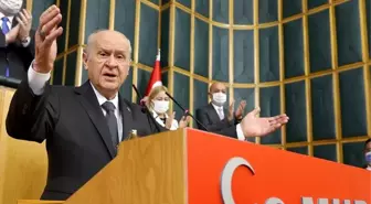 50+1 açıklamasıyla tartışmaların fitilini ateşleyen Cemil Çiçek'e Bahçeli'den tepki: Kimlere şirin görünmeye çalışıyorsunuz?