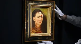 Frida Kahlo'nun otoportresi 34.9 milyon dolara satıldı