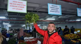 Ispanak satışları düşen esnaf çareyi afiş asmakta buldu