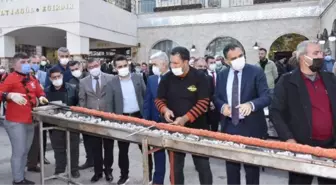 ISPARTA'DA, 32 METRELİK KEBAP SANİYELER İÇİNDE TÜKETİLDİ