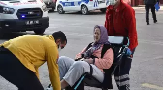 Son dakika haberi... Bacağı kırılınca 7'nci kattaki evinde mahsur kalan kadına kurtarma operasyonu