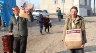 ERZURUM'DA DEPREMZEDELERE ÇADIR, SOBA VE GIDA DESTEĞİ