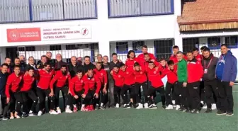 Kepez Belediyespor liderliğe yükseldi