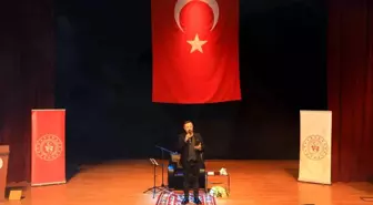 Talha Bora Öge ile 'Şiirlerle söyleşisi'