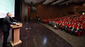 Başkan Büyükakın, ''Her anımızda hak ve adalet üzerine düşünerek hareket ediyoruz''