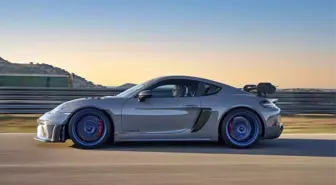 Yarış pistlerinden yollara: Yeni Porsche 718 Cayman GT4 RS