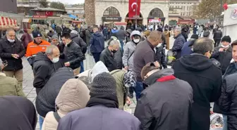 Karabük Tanıtım Günleri'ne davet için altınlı lokum dağıtıldı