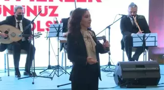 Bakan Özer'den Öğretmenler Günü'nde sürpriz okul ziyareti