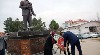 Sivas'ta Öğretmenler Günü kutlandı