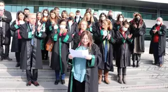 Avukatlar kadına şiddet için toplandı