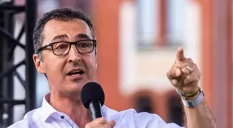 Alman Hükümeti'nde bir Türk bakan! Cem Özdemir, Almanya'nın yeni Tarım Bakanı oldu!