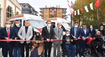 Malatya'da 2 adet engelli minibüsü düzenlenen törenle hizmete alındı