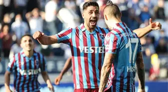 Lider, İstanbul'a güle oynaya gitti! Trabzonspor'da yıldız futbolcular takıma geri döndü