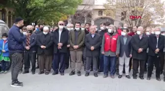 İHH GÖNÜLLÜLERİ İÇİN BURDUR'DA GIYABİ CENAZE NAMAZI