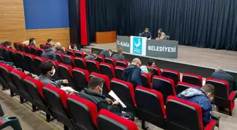 Aliağa Belediyesinden istihdama destek: 10 ayda 943 kişi işe yerleşti