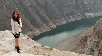 Rasıl Hacar'a ünlü akını! Manzarayı görmek için Dubai'den geldi!