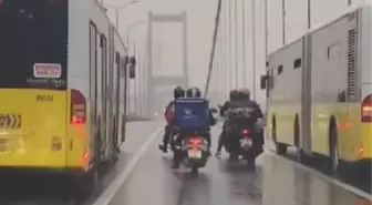 2 bus guards the 4 motorcycles on 15 Temmuz Sehitler Bridge