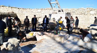 Kuşadası Kadı Kalesi'ndeki 1600 yıllık vaftizhane gün yüzüne çıkartıldı