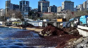 Caddebostan sahilindeki kirlilik havadan ve sualtından görüntülendi