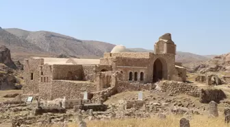 Hasankeyf Kalesi yeniden turizme açıldı