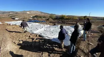 Perre Antik Kenti'ndeki kazılarda 1600 yıllık dokuma atölyesi bulundu