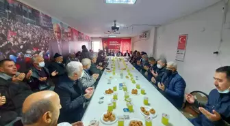 Yaşamını yitiren MHP'li Aydemir için mevlit okutularak lokma dağıtıldı