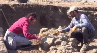 GAZİANTEP - Hamaç Höyük'te Orta Çağ dönemine ait nekropole rastlandı