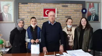 Özel eğitim öğrencilerinden Söğütlü Belediye Başkanı Özten'e ziyaret