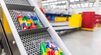 Dünyaca ünlü oyuncak şirketi Lego, Vietnam'da 1 milyar dolarlık fabrika kuracak