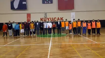 Son dakika haberi! Kuyucak'ta futsal maçında dostluk kazandı