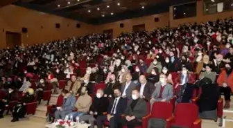 Ağrı İbrahim Çeçen Üniversitesi'nde 'Kimlik Aşısı' Konferansı gerçekleşti