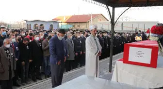 Pençe-Yıldırım Şehidi Çelik, Yozgat'ta son yolculuğuna uğurlandı