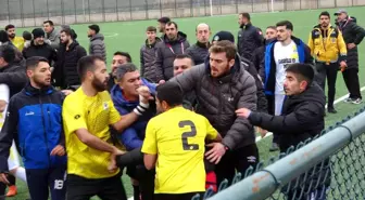Dostluk mesajıyla başlayan maç kavgayla bitti