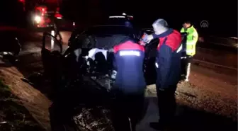 İş makinesiyle çarpışan otomobilin sürücüsü öldü