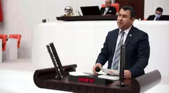 MHP'li Karadağ: 'Milli eğitimin istikbalin inşası, istiklalin güvencesi olduğu unutulmamalıdır'