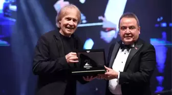 ULUSLARARASI ANTALYA PİYANO FESTİVALİNDEN EFSANE AÇILIŞ