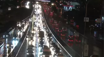 Son dakika! İstanbul'da trafik kilit! Yağmurun etkisiyle yoğunluk her geçen saniye artıyor
