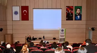 Üniversitemizde Afrikalı Göçmenlerin İstanbul'da Mesken ve Çalışma Semtleri Semineri Düzenlendi Yeni