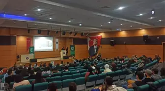 Yeşilay'dan Üniversite Öğrencilerine Bağımlılıkla Mücadele Semineri