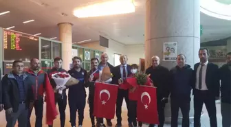 Milli halterciler Özbekistan'dan 4 madalyayla döndü