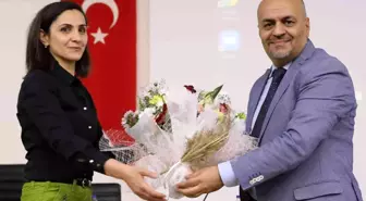 Prof Dr. Altunbaş'dan dijital marka iletişimi konferansı