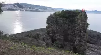 Giresun Adası'nın gizemi bulunan kitabe ile çözülecek