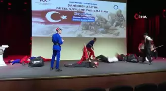 Öğrenciler hem yarıştı hem de kahramanları anlattı