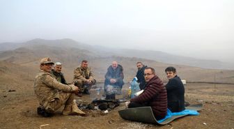Ağrı Valisi Varol, Karnıyarık Tepesi'nde yapılacak olan üs bölgesi için yol çalışmasını inceledi